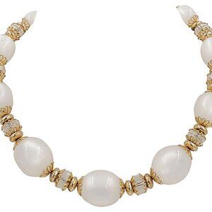 Vintage 1950s Signed Napier Goldtone White Moonglow Necklace